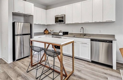 Mill River Apartment | Pet-Friendly 1BD Apartment Near Yale with Top Amenities