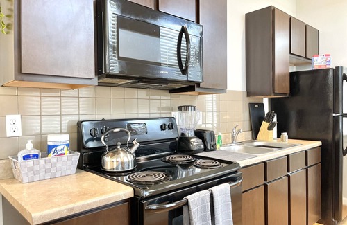 McAllen Apartment | New Luxury Apartment Near Mall, Airport & Dining Options