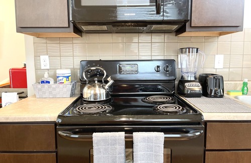 McAllen Apartment | New Luxury Apartment Near Mall, Airport & Dining Options