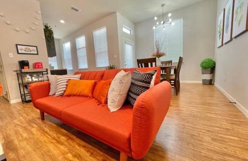 McAllen Apartment | Stylish 4-Star Apt Near Mall, Airport & Great Dining