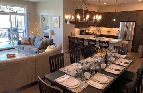 Winter Park House | Premium Condo #406: Relax with Hot Tub & Scenic Views