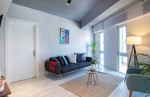 Bakırkoy Apartment | NEW! Luxury Loft Flat 5 mins away by the Sea