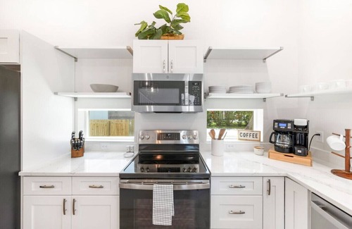 St. Augustine House | New Luxury Modern Home in Prime Location 2BDR-3BTH