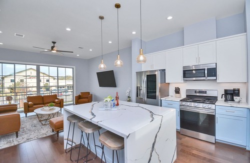 Riverside Terrace House | Stylish Stay Minutes from Downtown with Family-Friendly Amenities