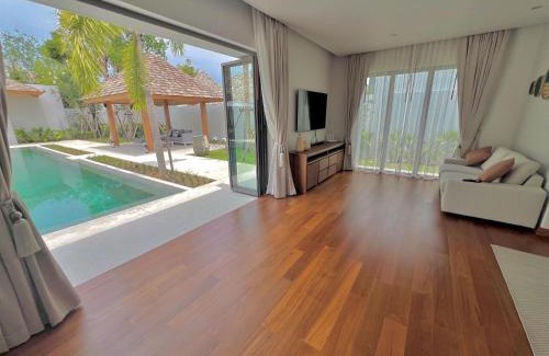 Thep Kasattri Villa | Elegant Anchan Tropicana Villa with Ocean View & Pool