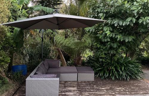 Auckland Apartment | Guest Rated 10/10: New Lynn Self-Contained Unit Near Golf