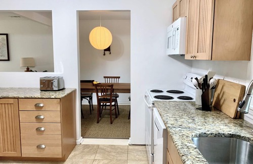 Montauk House | Enchanting Montauk: Oceanfront Bliss with Spa & Pet-Friendly