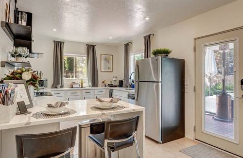Sedona House | Unforgettable Views & Hiking Near a Modern Guest Suite