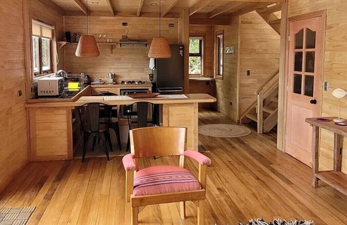 Chonchi Cabin | Scenic Mayape Cabin by the Lake Surrounded by Nature