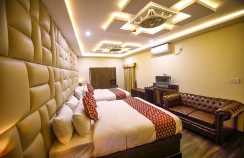 Mirpur Hotel | Explore Comfort at New Mehwish Hotel with Breakfast Included