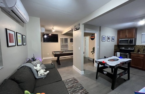 Tamiami House | Exciting Miami Hideaway with Pool & Arcade Near Airport