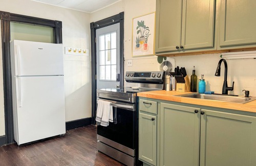 Rimmon Heights Apartment | Perfect City/Nature Escape Near Boston & Lakes, Pet Friendly