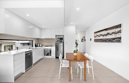 Homebush Apartment | Modern 2BR Apartment in Homebush, Perfect for Families