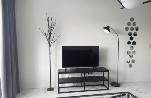 Uzhhorod Apartment | Brand New Modern Apartment - Top Rated & Family-Friendly