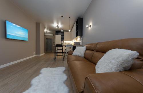 Obolon' Apartment | Modern Apartments Near Metro Minskaya - 9.4 Rated Stay