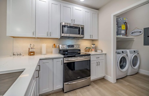 Tucson Condo | Modern 1bd/1ba with Pool & Spa - Guest Rated 10/10!