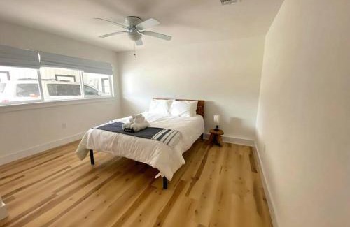 Bertram House | NEW Modern Hill Country Hideaway