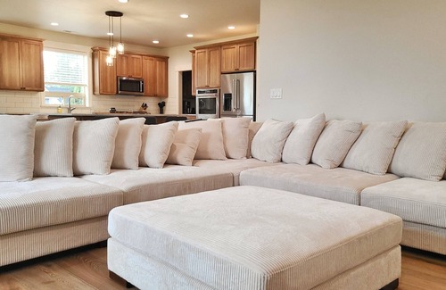 Ponder Point House | Modern Retreat with Water Views and Family-Friendly Amenities