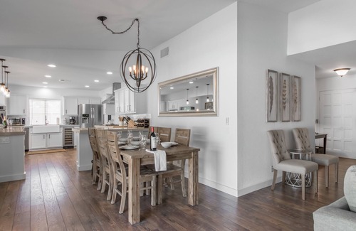Magnesia Falls Cove House | Modern Ranch Style Villa with Private Pool & Mountain Views
