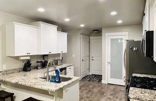 Bluffdale House | Modern Rustic Townhome: Rated 10/10 with Spa & Hot Tub