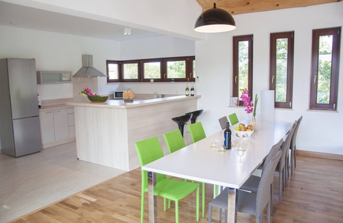 Svetvincenat Villa | Modern Villa with Private Pool and Ocean View for Families