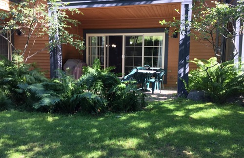 Mont-Tremblant Apartment | Idyllic Mountain Resort Condo with Spa & Pool Access