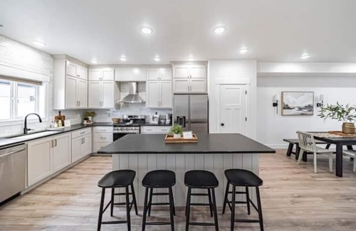 Idaho Falls House | Ideal Stay Near Downtown, River & Airport with Breakfast