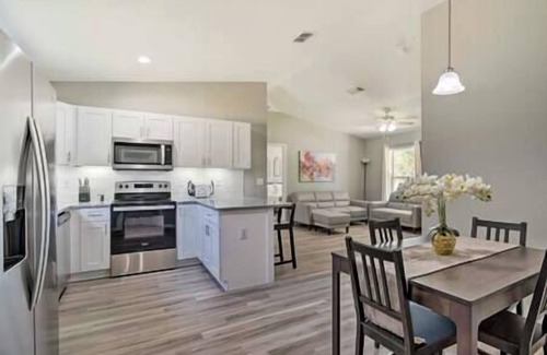 Ocala House | Pet-Friendly Ocala Getaway with Fenced Yard & Kitchen