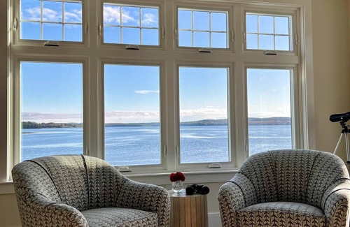 Stockton Springs Cottage | Oceanfront Cottage with Private Beach & 10/10 Guest Rating