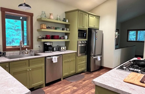 Hayward House | NEW! Ole Winter Haven in Chequamegan National Forest!