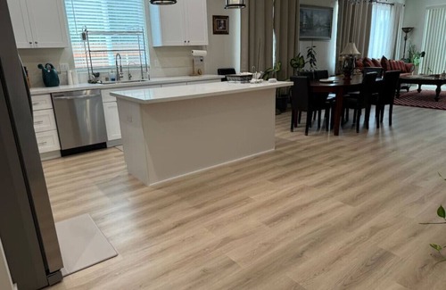 Florin House | Modern South Sacramento Home with Pet-Friendly Amenities
