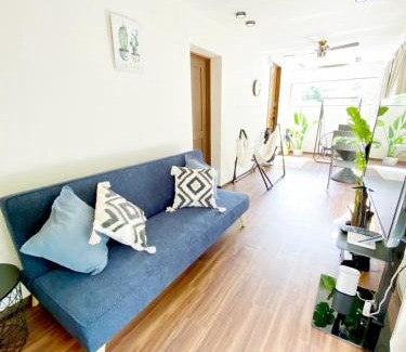 Imadomari House | New Open! Goya Chill Cottage ジャングリア 美ら海水族館近く BBQOK!