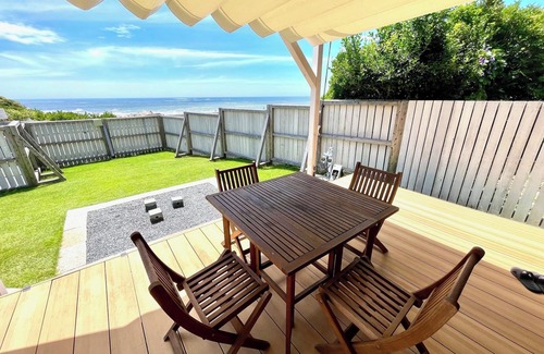 Kamogawa House | Oceanfront Private House with Garden in Kamogawa, Chiba