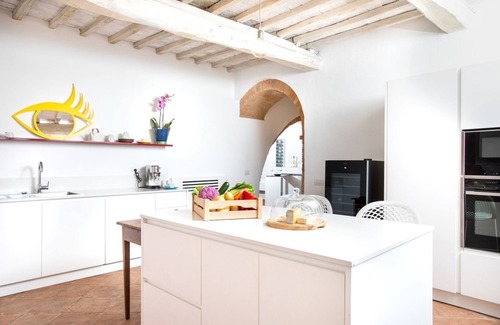Monteroni d'Arbia Villa | Exclusive Villa near Siena: Spa, Gym & Pool Await You