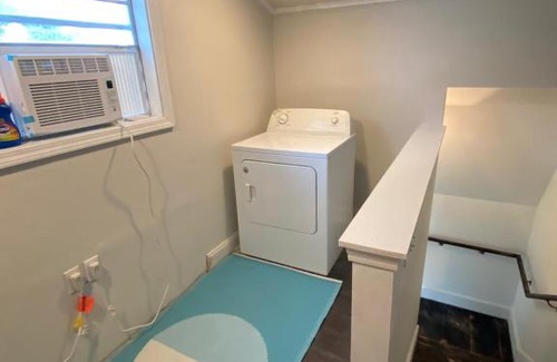 Gentilly Terrace Apartment | Discover New Orleans Neighbor: Family-Friendly & Pet Welcoming