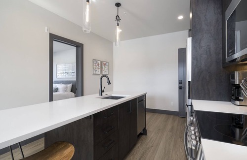 Breckenridge Condo | Modern Park Ave Flat 15: Family-Friendly with Breakfast!