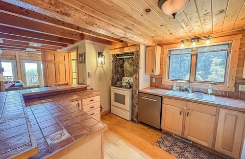 McHenry House | New: Pet Friendly Home with Walkable Lake Access/Dock