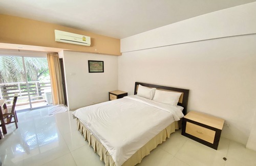 Ban Khao Hotel | New Place Resort