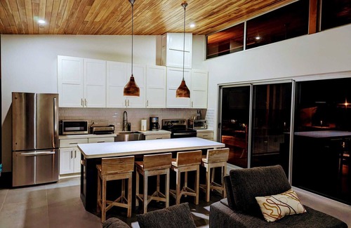 Nosara House | New Private Jungle Retreat. Minutes from everything Nosara has to offer!