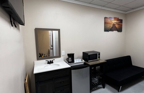 Homewood Apartment | Cozy Private Suite in Trendy Loft Building Apartments