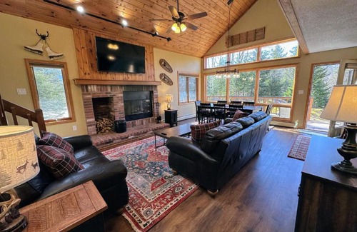 Bretton Woods House | Charming 3 Bed Condo with Mountain Views in Bretton Woods