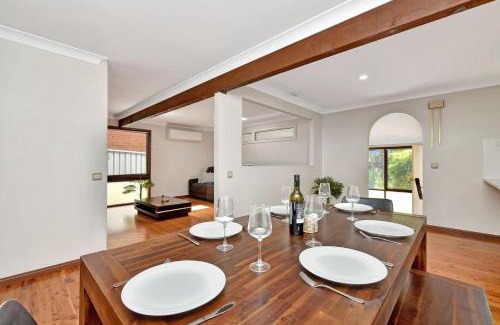 Brightwaters House | Pet-Friendly Breezy Bayside Haven at Brightwaters Awaits