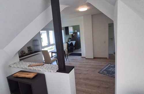 Solingen Apartment | New, quiet apartment with roof terrace surrounded by greenery in Solingen-Gräfrath