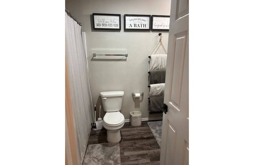 Noble House | NEW Quiet Country stay.