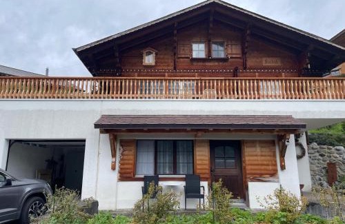 Hünibach Apartment | Cozy Studio Retreat at Chalet Kuckuk Awaits You