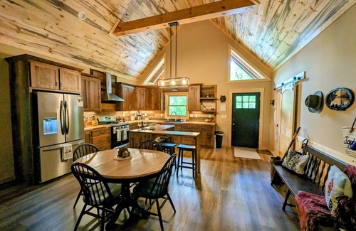 Ellijay Cabin | New Build Resort with Pool Access Near Lakes and River