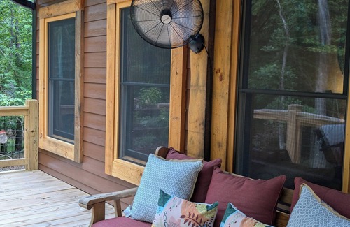 Ellijay Cabin | New Build Resort with Pool Access Near Lakes and River