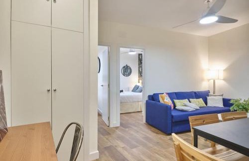 Adelfas Apartment | Stylish Retiro Retreat: Just 10 Min to Sol, Pet Friendly