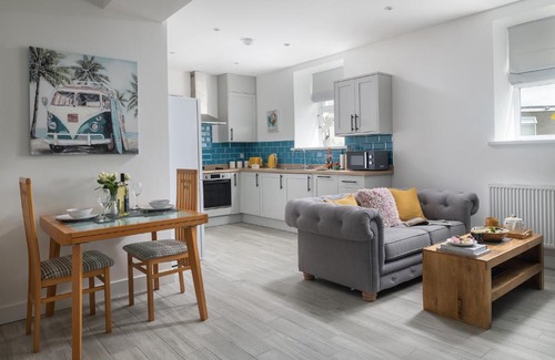 Penygroes House | Cozy Dog-Friendly Hideaway with Snowdon Views
