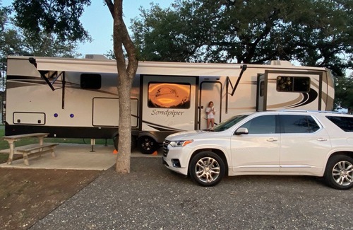 Buda House | Modern RV Retreat Minutes from Downtown Austin & I-35